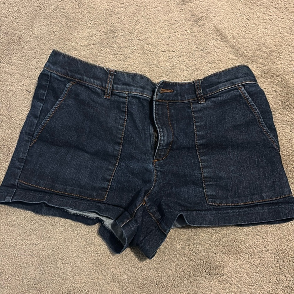 Loft shorts, size 6, 2.5” inseam
